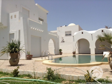  L 102 -  Vente  Villa avec piscine Djerba